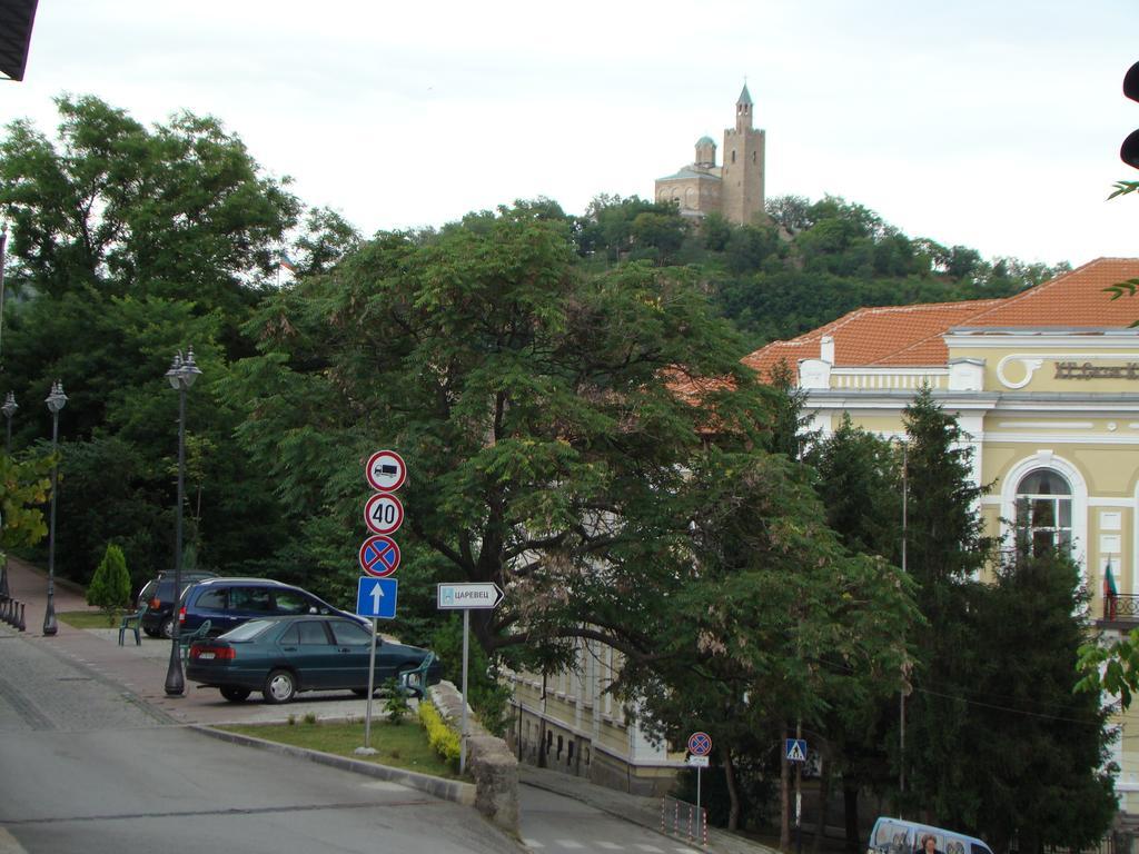 Guest House Selin Veliko Tŭrnovo Eksteriør bilde